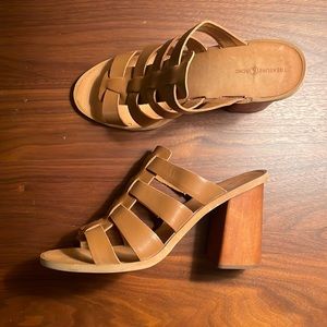 Treasure & Bond Slide